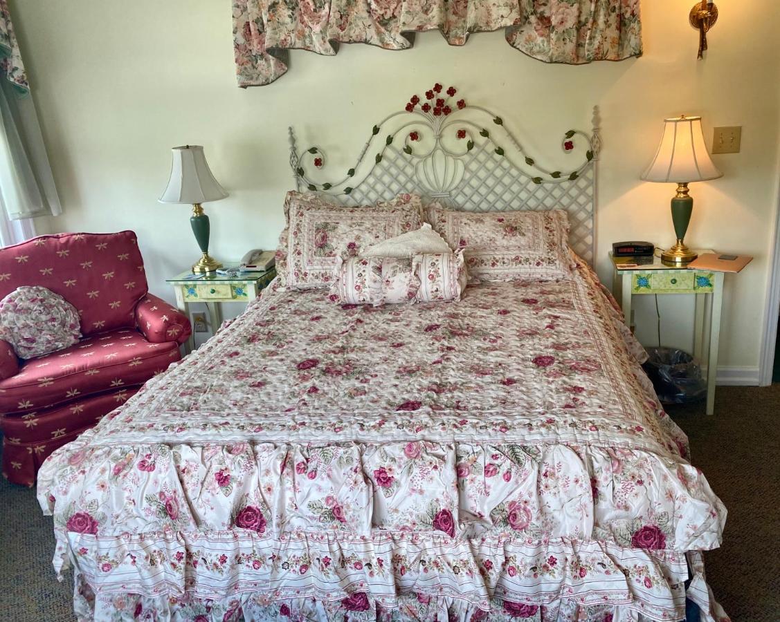 The Cypress Inn Конуэй Экстерьер фото